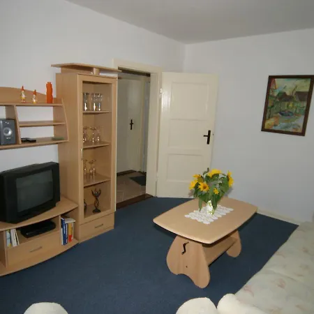 Apartamento In 5 *